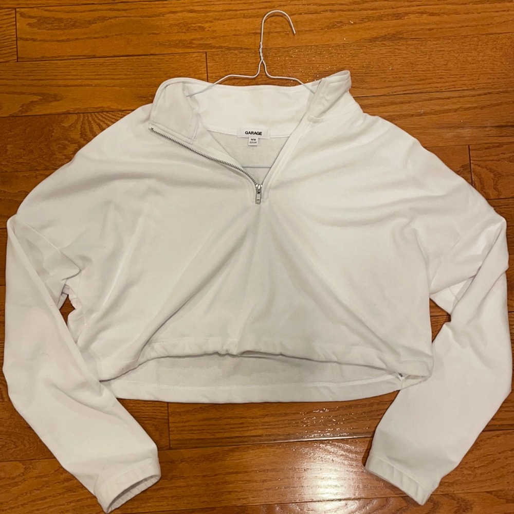 Garage | Cropped long sleeve